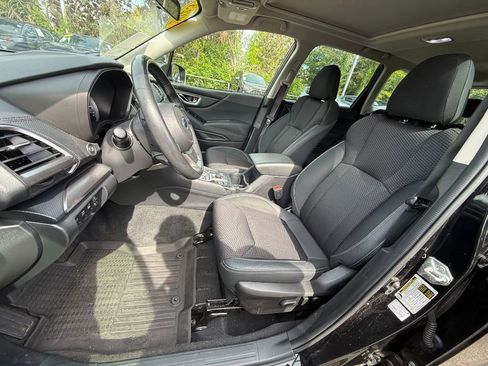 Used 2023 Subaru Forester Premium AWD/4WD image 4