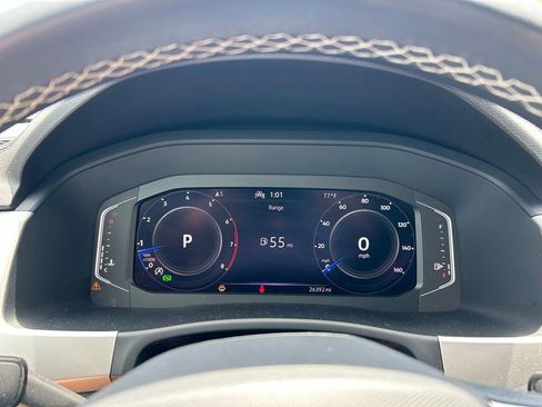 Certified 2023 Volkswagen Atlas SE FWD image 24