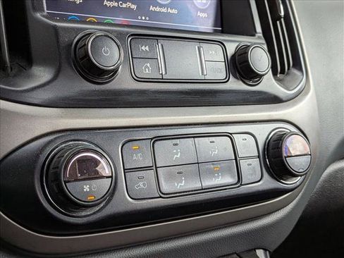 Used 2019 Chevrolet Colorado Z71 image 9