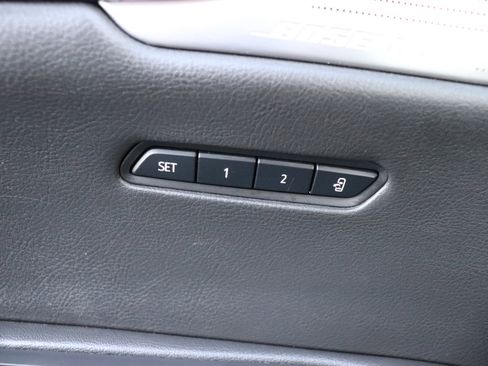 Used 2023 Cadillac XT6 Premium Luxury image 48