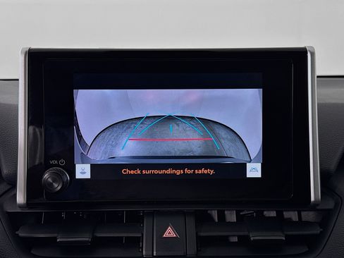 Used 2024 Toyota RAV4 LE AWD/4WD image 13