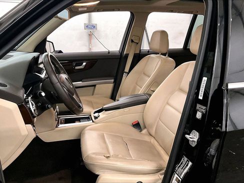 Used 2015 Mercedes-Benz GLK 350 4MATIC image 25