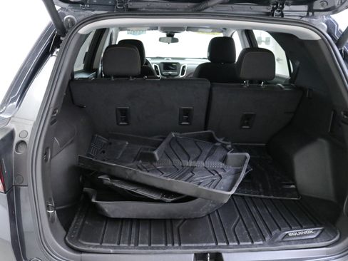 Used 2023 Chevrolet Equinox LT image 25