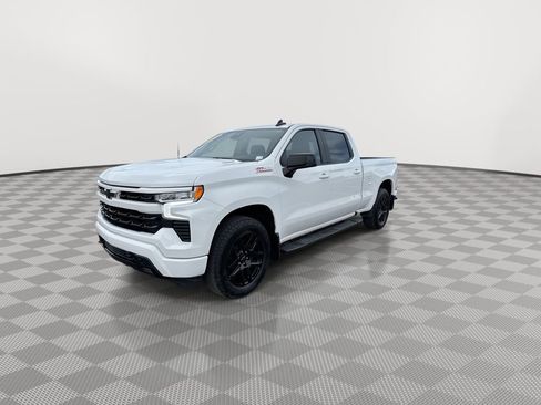 Used 2024 Chevrolet Silverado 1500 RST w/ Convenience Package II AWD/4WD image 6
