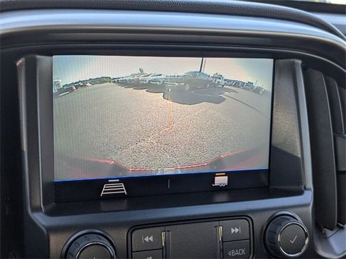 Used 2022 Chevrolet Colorado LT w/ Luxury Package image 20