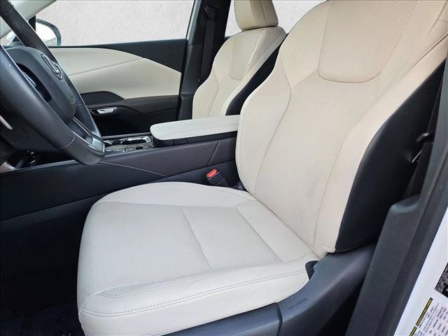 Used 2024 Lexus RX 350 FWD w/ Technology Package image 16