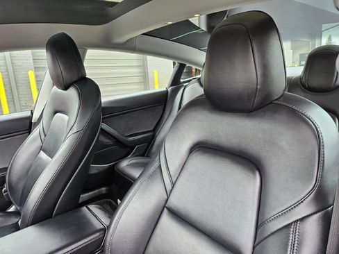 Used 2021 Tesla Model 3 Long Range AWD/4WD image 25