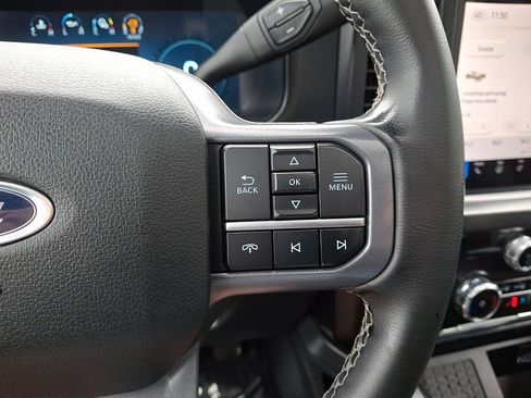 Used 2026 Ford F250 Lariat w/ Black Appearance Package AWD/4WD image 22