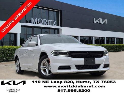 Used 2022 Dodge Charger SXT image 1