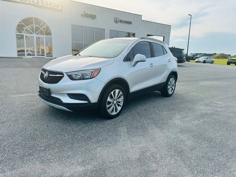 Used 2017 Buick Encore Preferred AWD/4WD image 2