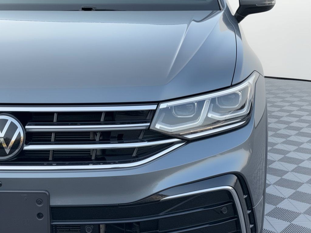 Used 2024 Volkswagen Tiguan SEL R-Line w/ MDO Package, Two-Row AWD/4WD image 12