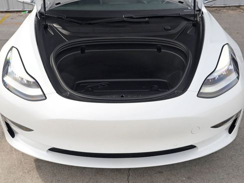 Used 2020 Tesla Model 3 Standard Range Plus image 8