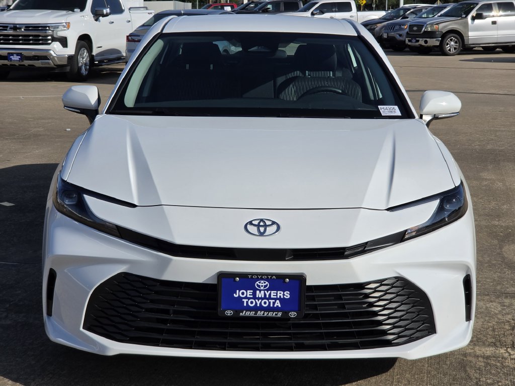 Used 2026 Toyota Camry LE FWD image 3