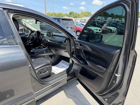 Used 2019 MAZDA CX-9 Touring AWD/4WD image 9