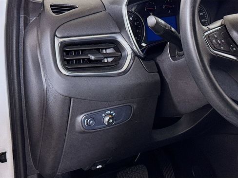 Certified 2024 Chevrolet Equinox LT FWD image 8