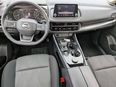 Certified 2026 Nissan Rogue SV AWD/4WD image 21