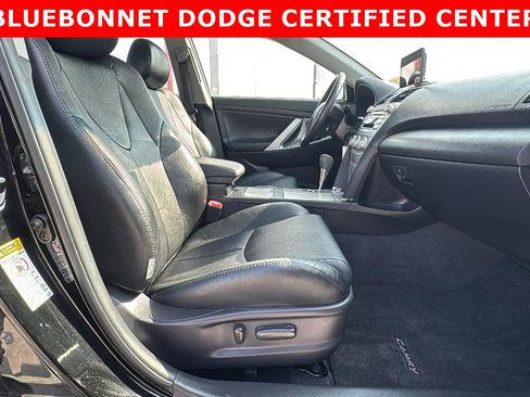 Used 2010 Toyota Camry image 26