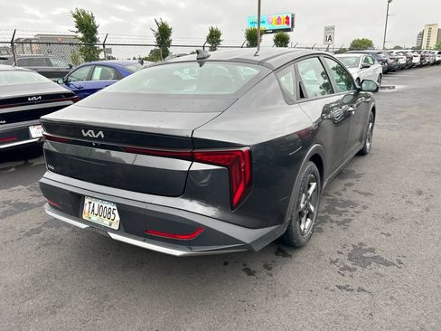 Used 2025 Kia K4 FWD image 3