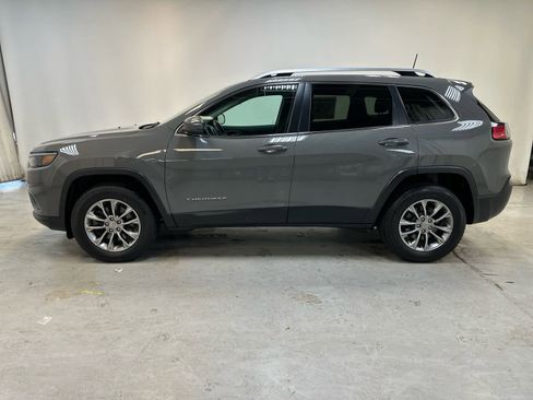 Used 2020 Jeep Cherokee Latitude Plus w/ Cold Weather Group image 8