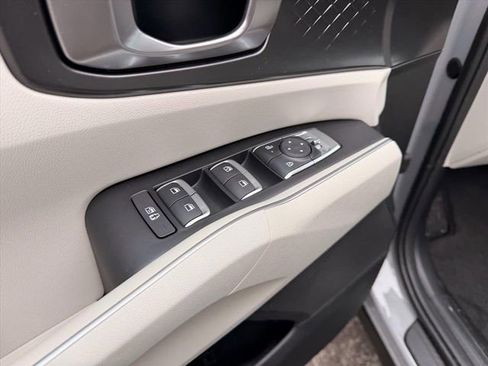 New 2026 Kia Sorento S AWD/4WD image 14