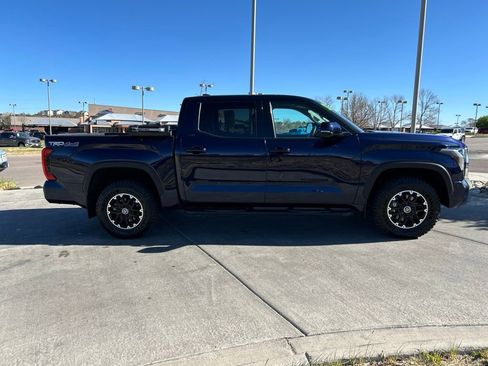 Used 2022 Toyota Tundra SR5 w/ TRD Off-Road Premium Package AWD/4WD image 10