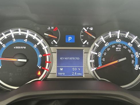 Used 2018 Toyota 4Runner Limited image 38