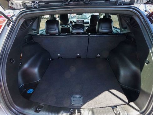 Used 2022 Jeep Compass Altitude image 9