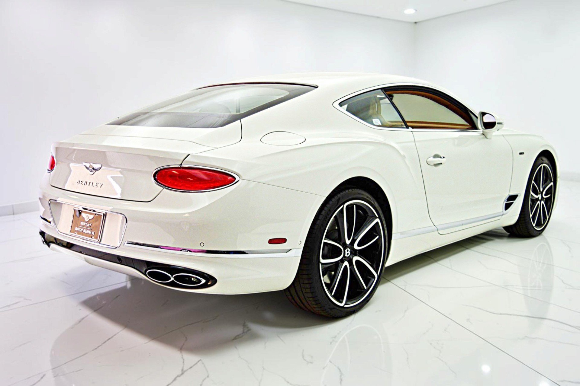Used 2024 Bentley Continental GT AWD/4WD image 13