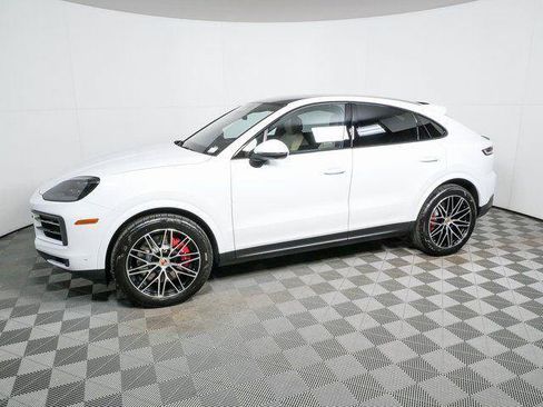 New 2026 Porsche Cayenne S AWD/4WD image 2