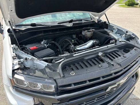 Used 2020 Chevrolet Silverado 1500 LT Trail Boss AWD/4WD image 32