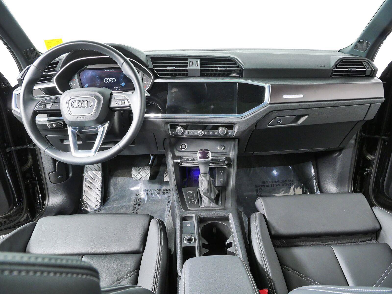 Used 2024 Audi Q3 2.0T Premium Plus AWD/4WD image 17
