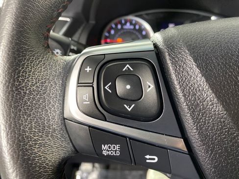 Used 2017 Toyota Camry SE image 14