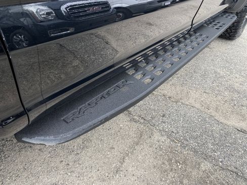 Used 2018 Ford F150 Raptor w/ Equipment Group 802A Luxury image 20