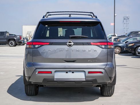New 2026 Nissan Pathfinder SL AWD/4WD image 7