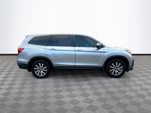 Used 2021 Honda Pilot EX image 5