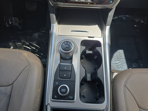 Used 2020 Ford Explorer Limited AWD/4WD image 14