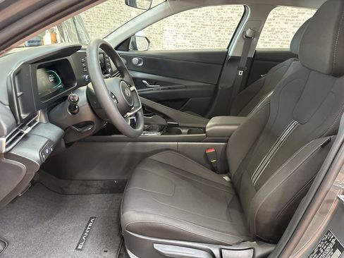 New 2026 Hyundai Elantra Blue image 24