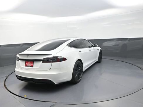 Used 2022 Tesla Model S image 23