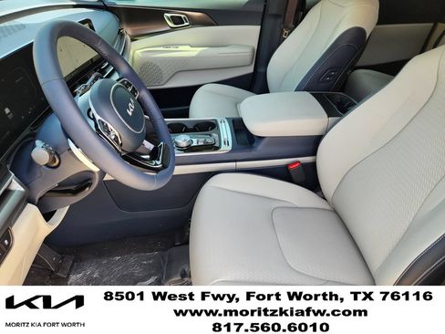 New 2026 Kia Carnival SX Prestige FWD image 9