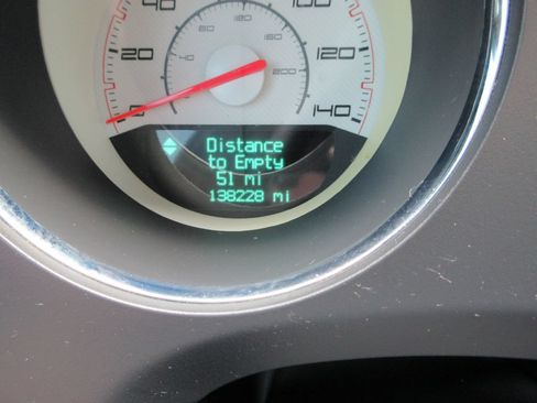 Used 2011 Dodge Challenger RWD image 23