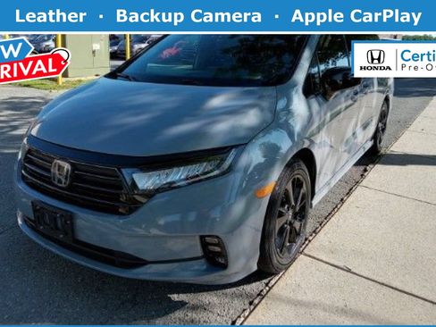 Used 2023 Honda Odyssey Sport image 1