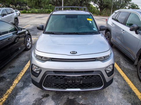 Used 2020 Kia Soul LX FWD image 5