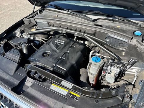 Used 2017 Audi Q5 2.0T Premium Plus w/ Technology Package image 10