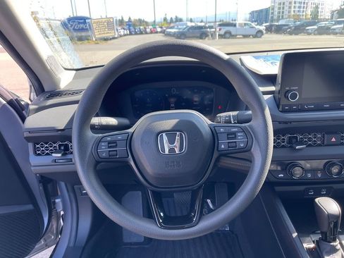 Used 2024 Honda Accord EX image 12