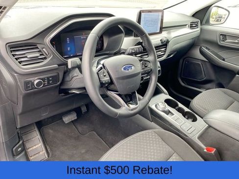 Used 2024 Ford Escape Active image 11