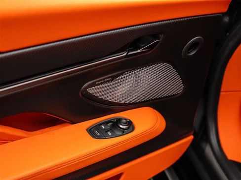 New 2026 Aston Martin Vanquish Convertible image 25