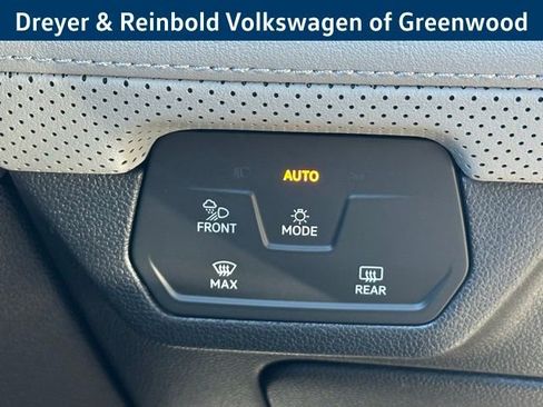 New 2026 Volkswagen Atlas Peak Edition image 16