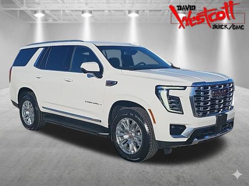 Used 2025 GMC Yukon Denali AWD/4WD image 1