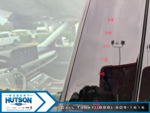 New 2025 Lincoln Aviator 2WD w/ Equipment Group 101A image 18