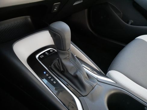 Certified 2024 Toyota Corolla LE image 24